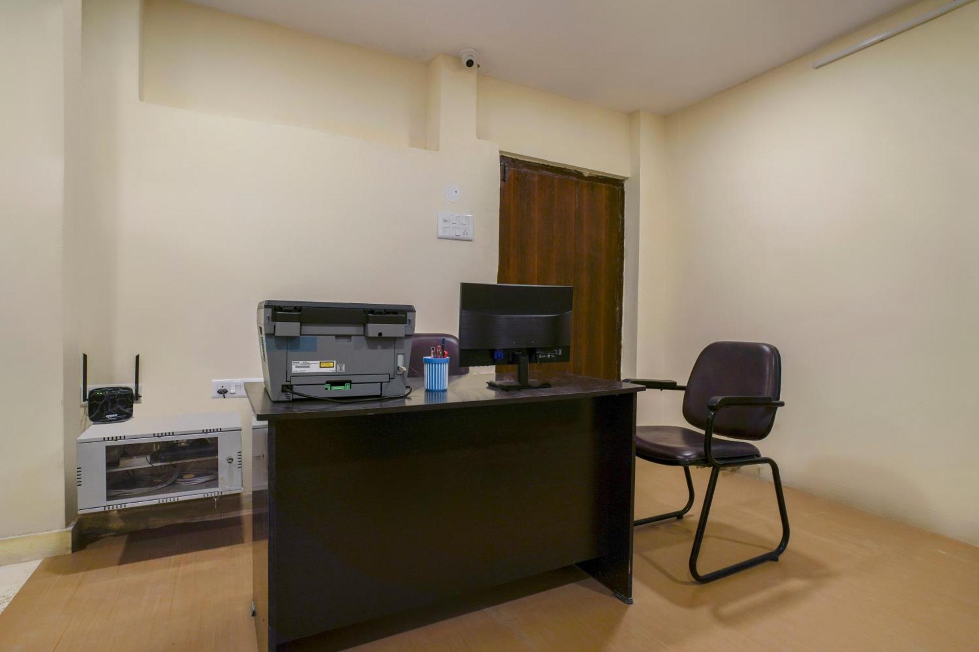Hotel O Alpine Glow Zenith 4*